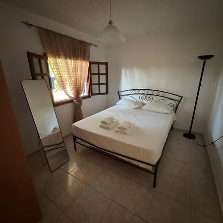 Quiet Detached House Family-friendly بيت للعطل *