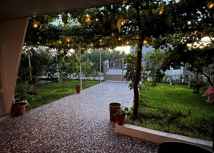 بيت للعطل Quiet Detached House Family-friendly